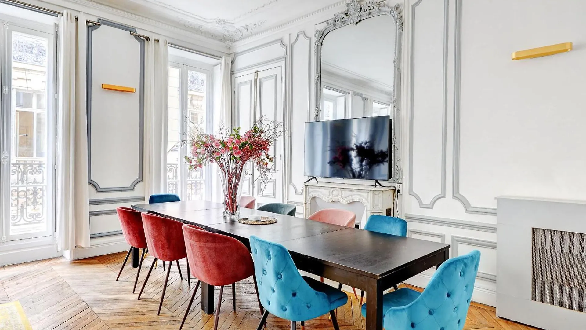 Apartment L'Elegance Parisienne Au Coeur Des Champs-Elysees France
