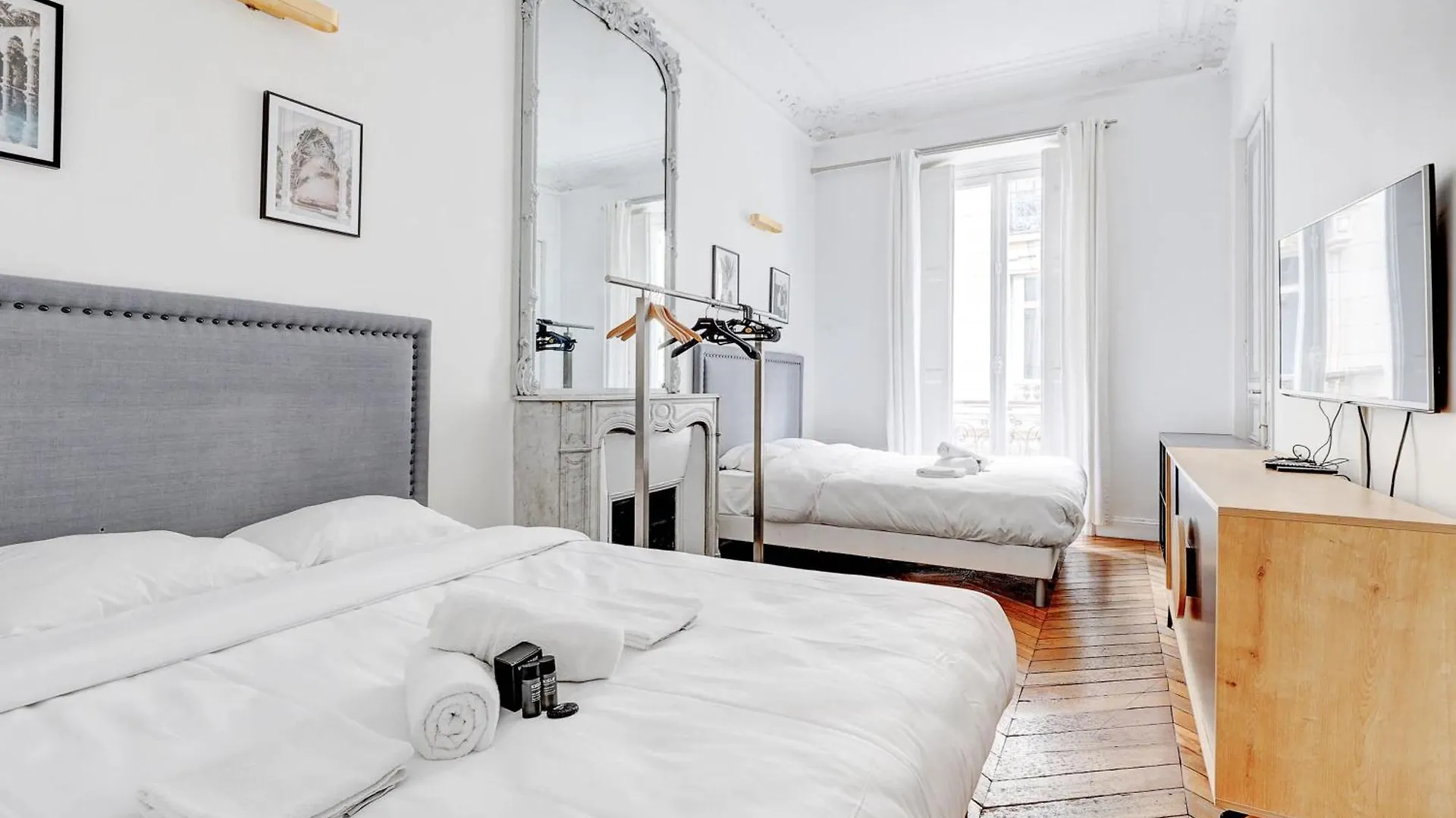 L'Elegance Parisienne Au Coeur Des Champs-Elysees Apartment